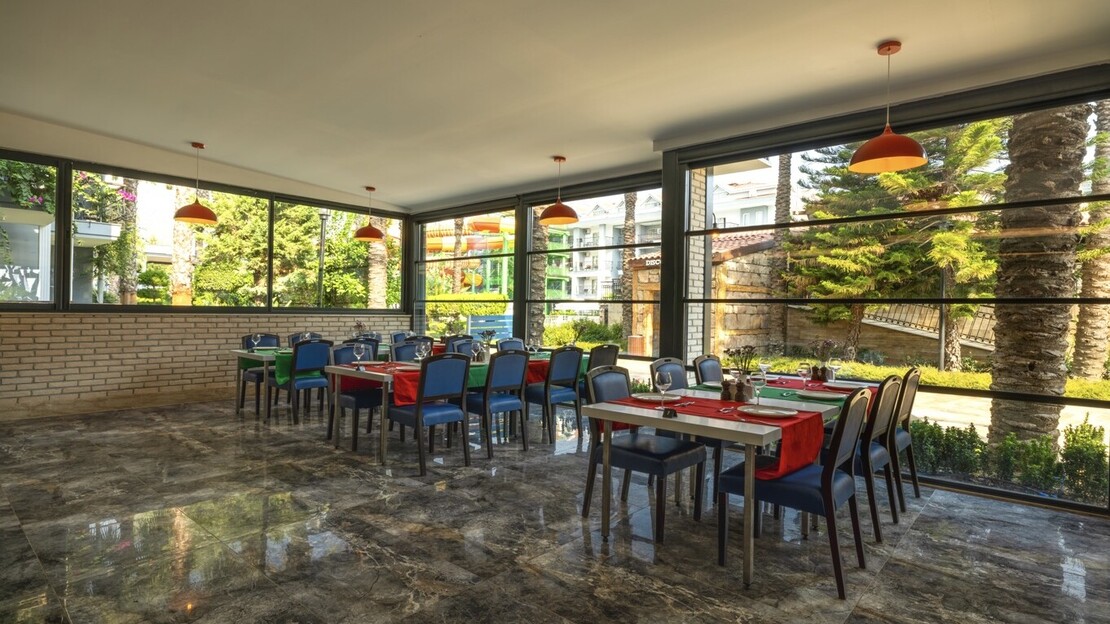 Crystal Aura Beach Resort & Spa